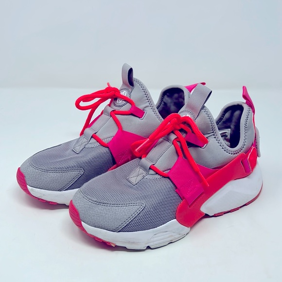 Nike Air Gray Neon Pink Huarache Lace City Sneakers Size 8 Excellent Condition - Picture 1 of 12